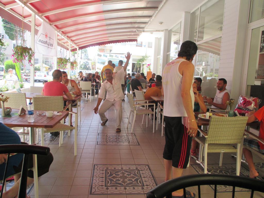 ألانيا Hotel La Mosae المظهر الخارجي الصورة