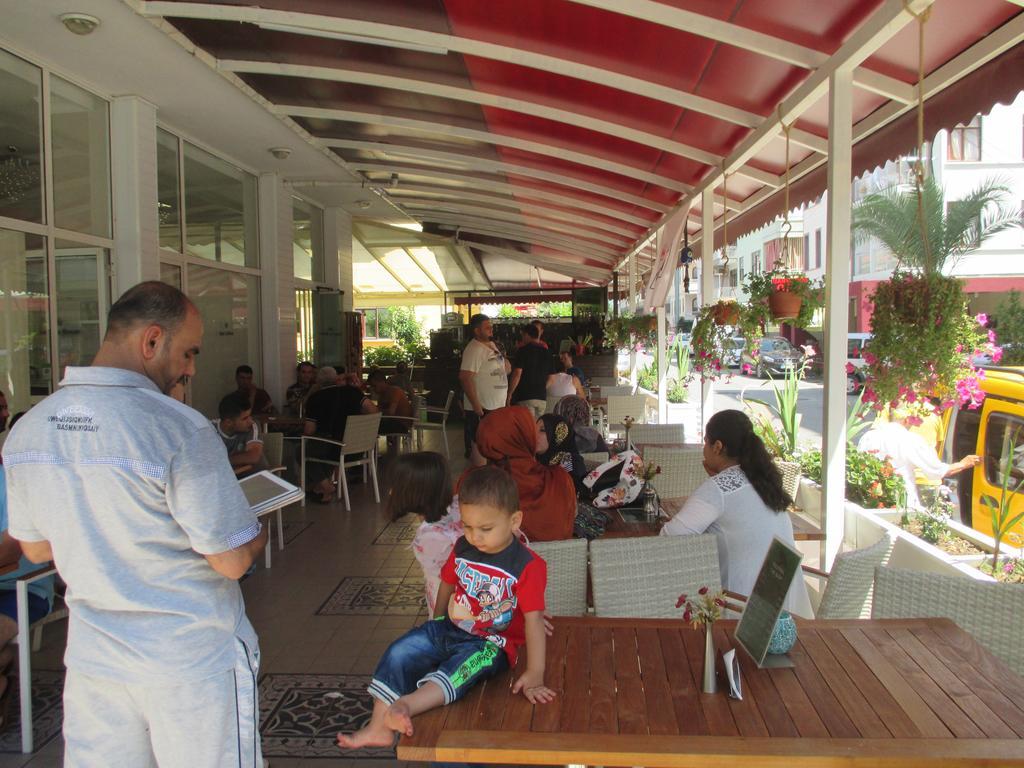 ألانيا Hotel La Mosae المظهر الخارجي الصورة