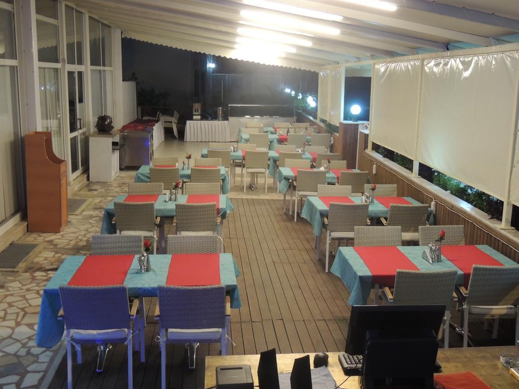 ألانيا Hotel La Mosae المظهر الخارجي الصورة